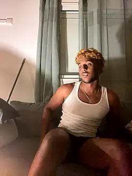 Snapshot of Axel_black10 chatting on 01/09/26, 10:06 Axel black10 online show from 01/09/26, 10:06