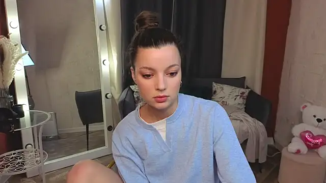 KitKatie online show from 02/08/26, 09:01