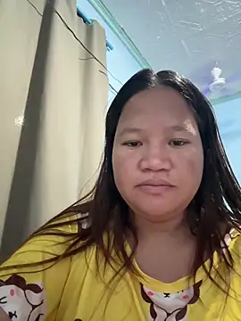 Snapshot of Hottie_Pussy chatting on 05/31/26, 11:49 Hottie Pussy online show from 05/31/26, 11:49