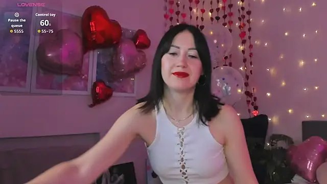 Amily Warren online show from 02/18/26, 03:15