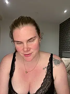 SexyBlondJoanna online show from 02/25/26, 09:58