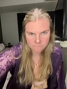 SexyBlondJoanna online show from 03/01/26, 06:19