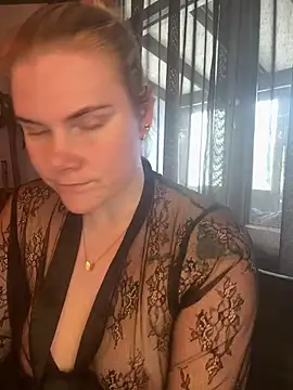 SexyBlondJoanna online show from 03/02/26, 10:11