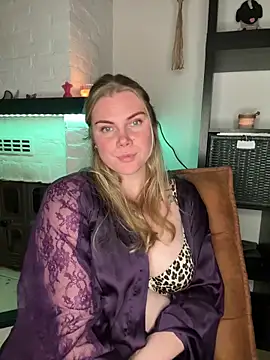 SexyBlondJoanna online show from 02/17/26, 09:01