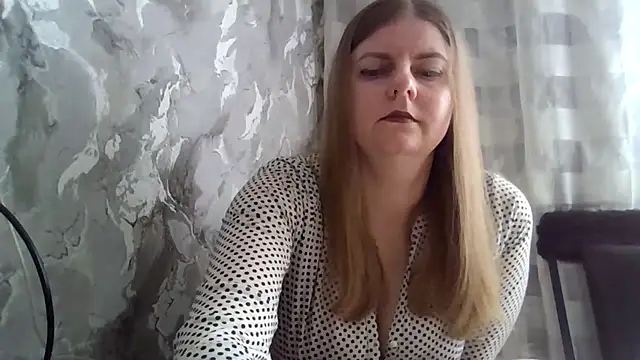 DarkRose0104 online show from 03/15/26, 09:38