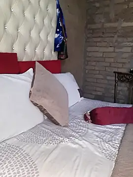 Snapshot of bigboobylicious chatting on 03/31/26, 09:11 bigboobylicious online show from 03/31/26, 09:11