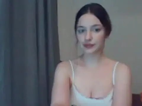 EvelineMagnetic online show from 06/11/26, 08:06