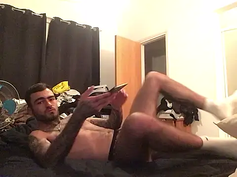 Snapshot of jacobsex221 chatting on 05/13/26, 11:34 jacobsex221 online show from 05/13/26, 11:34