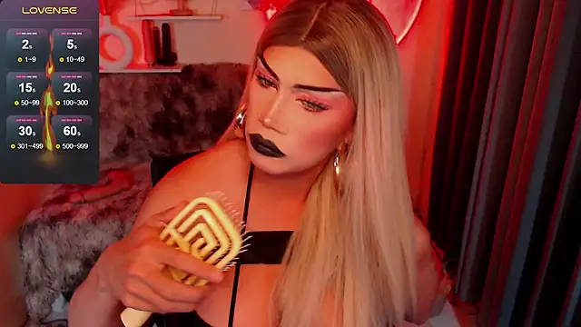 deliciousClaire online show from 04/23/26, 02:51