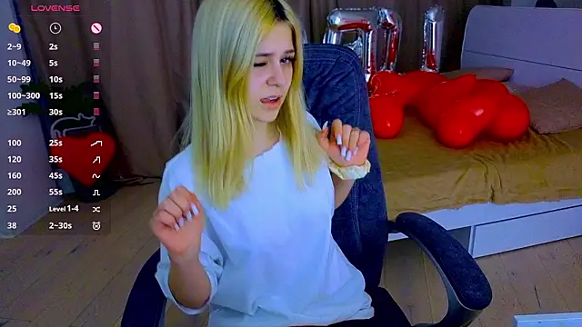 Snapshot of ApheliaStar chatting on 02/10/26, 03:44 ApheliaStar online show from 02/10/26, 03:44