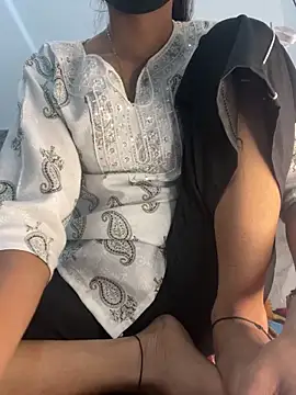 paribaby09 online show from 03/24/26, 04:40