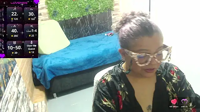 mia pazzi online show from 01/13/26, 08:57