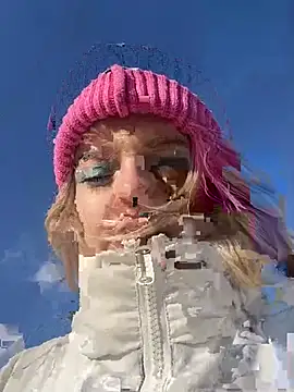 Snapshot of aka_Blonde chatting on 02/12/26, 05:40 aka Blonde online show from 02/12/26, 05:40