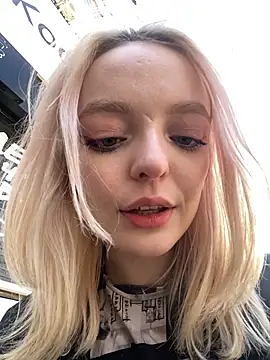 aka Blonde online show from 05/16/26, 10:36