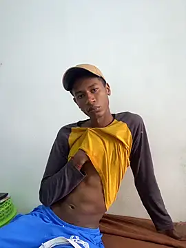 Snapshot of twink_gabrielll chatting on 05/26/26, 12:25 twink gabrielll online show from 05/26/26, 12:25
