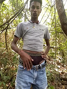 Snapshot of twink_gabrielll chatting on 07/23/26, 05:53 twink gabrielll online show from 07/23/26, 05:53