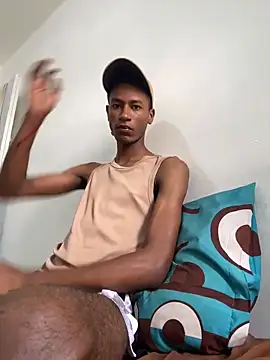 Snapshot of twink_gabrielll chatting on 05/08/26, 01:48 twink gabrielll online show from 05/08/26, 01:48