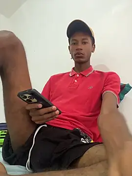 Snapshot of twink_gabrielll chatting on 06/05/26, 12:55 twink gabrielll online show from 06/05/26, 12:55