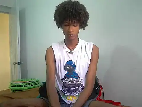 twink gabrielll online show from 02/06/26, 12:34