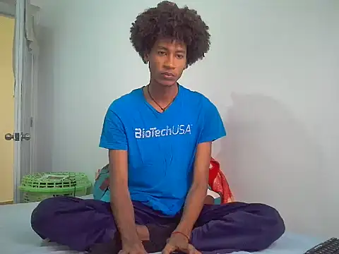 twink gabrielll online show from 02/09/26, 12:25