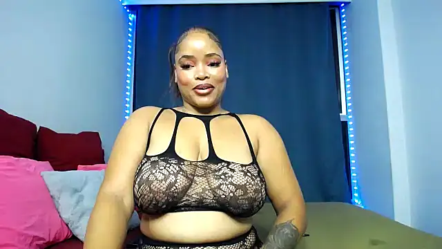 FifiBae1 online show from 04/05/26, 08:26