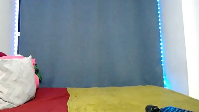 FifiBae1 online show from 04/13/26, 10:03