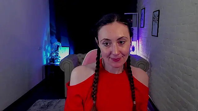 Juliet Jamess online show from 01/18/26, 01:36