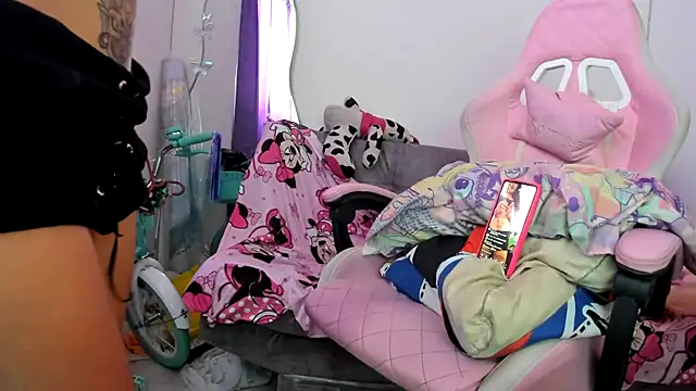 jenniferbodys online show from 04/11/26, 06:55