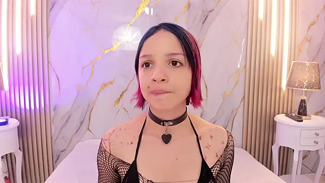 LaxiZoe online show from 02/11/26, 07:58