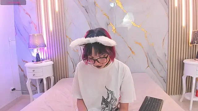 LaxiZoe online show from 02/25/26, 08:30