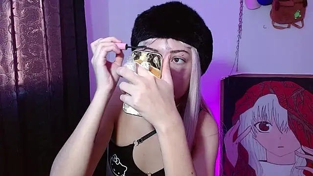 kittymiauu444 online show from 04/22/26, 12:45