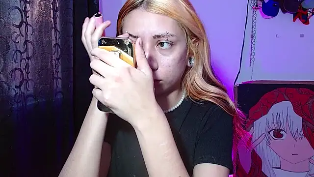 kittymiauu444 online show from 04/10/26, 11:28