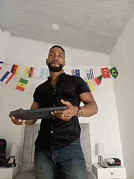 Snapshot of Dante_Knox chatting on 07/10/26, 11:43 Dante Knox online show from 07/10/26, 11:43