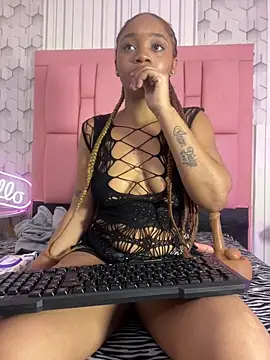 Snapshot of sophiia_swet chatting on 02/10/26, 03:55 sophiia swet online show from 02/10/26, 03:55