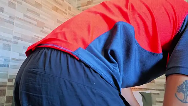 Snapshot of joelcallvil1 chatting on 04/09/26, 01:50 joelcallvil1 online show from 04/09/26, 01:50