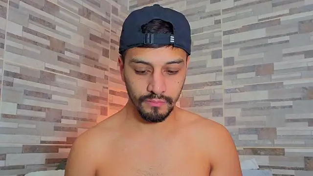 Snapshot of joelcallvil1 chatting on 04/06/26, 03:24 joelcallvil1 online show from 04/06/26, 03:24