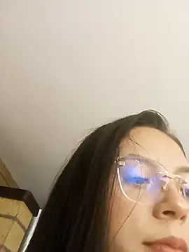 Natalye 23 online show from 03/08/26, 02:04