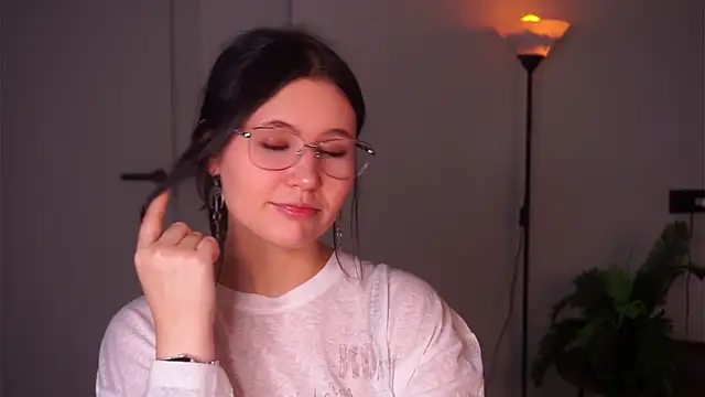 KarolClunie online show from 01/10/26, 04:46