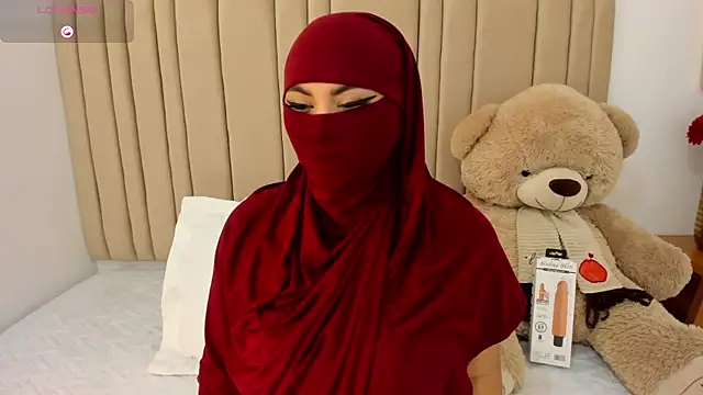 Snapshot of _seelena chatting on 02/08/26, 03:26 seelena online show from 02/08/26, 03:26