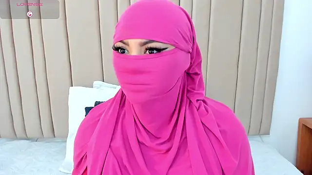 Snapshot of _seelena chatting on 02/05/26, 12:23 seelena online show from 02/05/26, 12:23