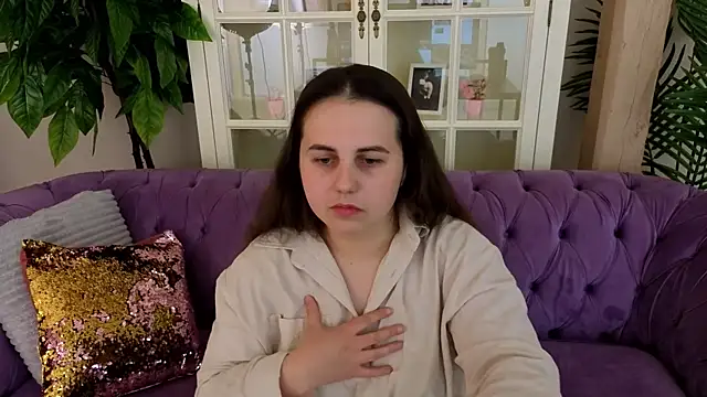 Snapshot of MikaFoxy chatting on 04/09/26, 05:09 MikaFoxy online show from 04/09/26, 05:09