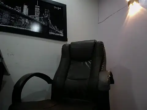 Oswalldo   online show from 02/14/26, 11:21