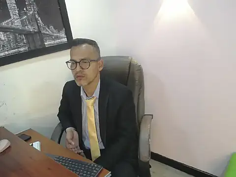 Oswalldo   online show from 02/11/26, 11:32