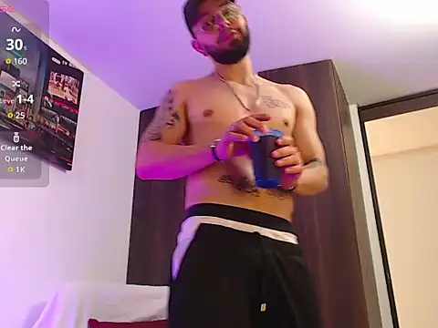 Axel Stton online show from 03/19/26, 02:39