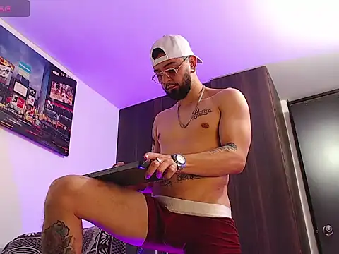 Axel Stton online show from 03/03/26, 02:13