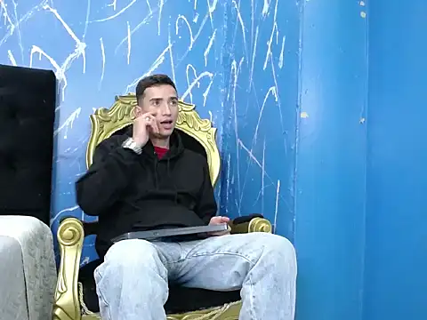 Iam Smith  online show from 02/15/26, 07:51