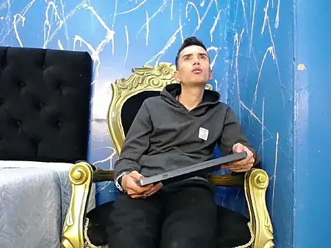 Iam Smith  online show from 02/17/26, 03:48