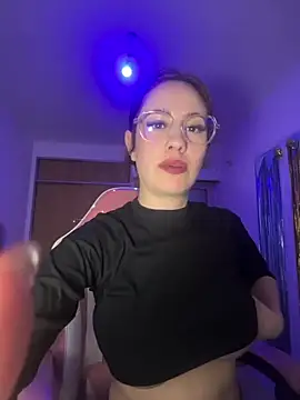 LolaSB online show from 06/12/26, 12:41