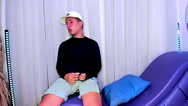 Yourslust pleasure online show from 01/15/26, 12:41