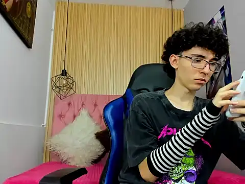 Syriussz online show from 02/23/26, 07:25